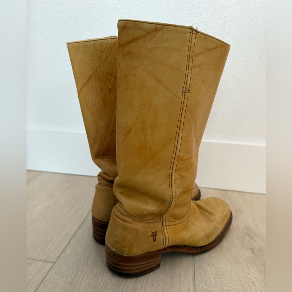 Vintage Frye boots banana